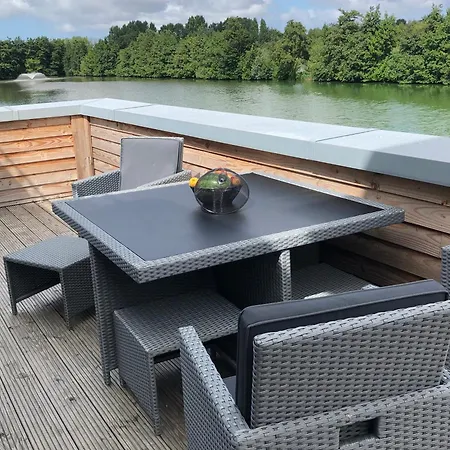 شقة Himmelfrei - Mit Infrarotsauna Und Dachterrasse توسينس