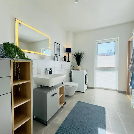 Himmelfrei - Mit Infrarotsauna Und Dachterrasse توسينس